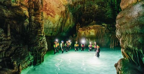 excursin cova des coloms mallorca|Mallorca: Cova des Coloms Caving Trip with Transfer Option